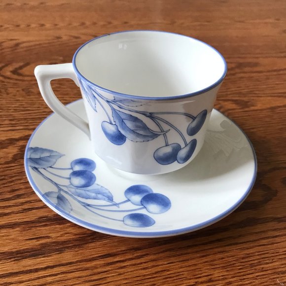 Tiffany & Co Nature Teacup Saucer Set White Blue Cherry Cup Mug China RARE - Picture 3 of 10